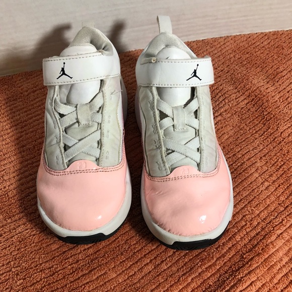 Nike Air Jordan Max Aura CN8095-116 Size 12C - Picture 3 of 8